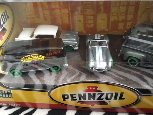 Greenlight Diorama PENNZOIL Garage 5 CARS Raw Green Machine Chase 1:64 Diecast - Picture 2 of 7