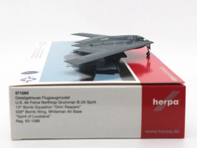 new 1/200 Louisiana Spirit B-2A Stealth Strategic Bomber Model