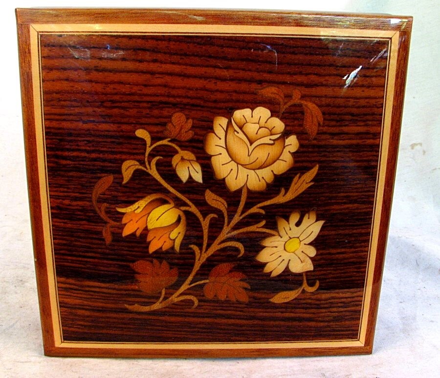 REUGE MUSIC BOX JEWELRY BOX *SEND IN THE CLOWNS* FINE INLAY REUGE MUSIC BOX JEWELRY BOX *SEND IN THE CLOWNS* FINE INLAY