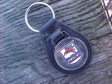 MOBIL GAS OIL ANTIQUE CHROME LEATHER KEY FOB NOS FLYING HORSE GASOLINE PETRO