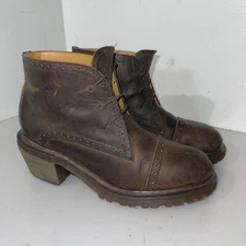 DR MARTINS 8149 Heeled Leather Boots Size 6