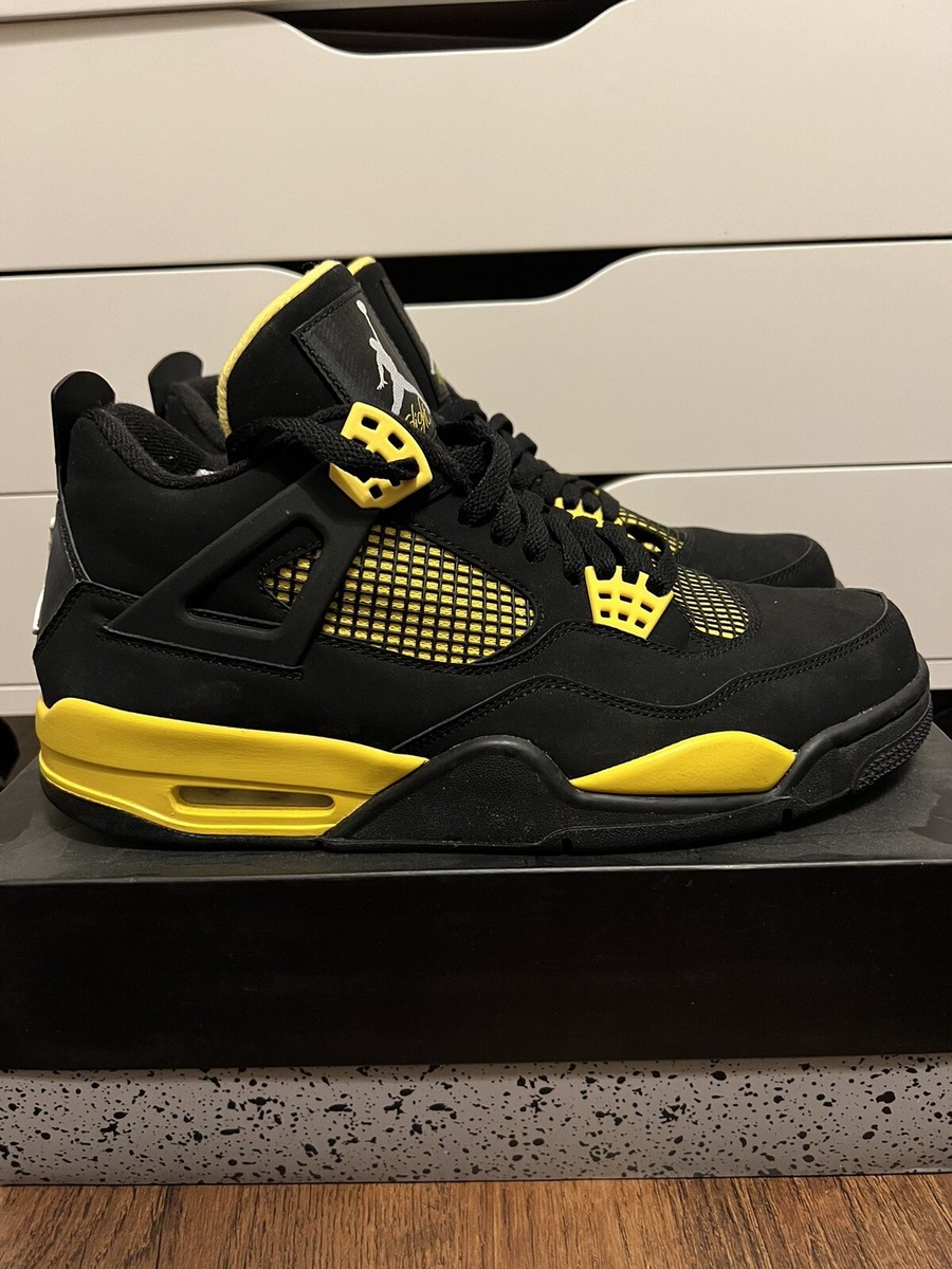 Air Jordan 4 Retro Thunder 2012 Size 10.5 Pre Owned Cracking Read