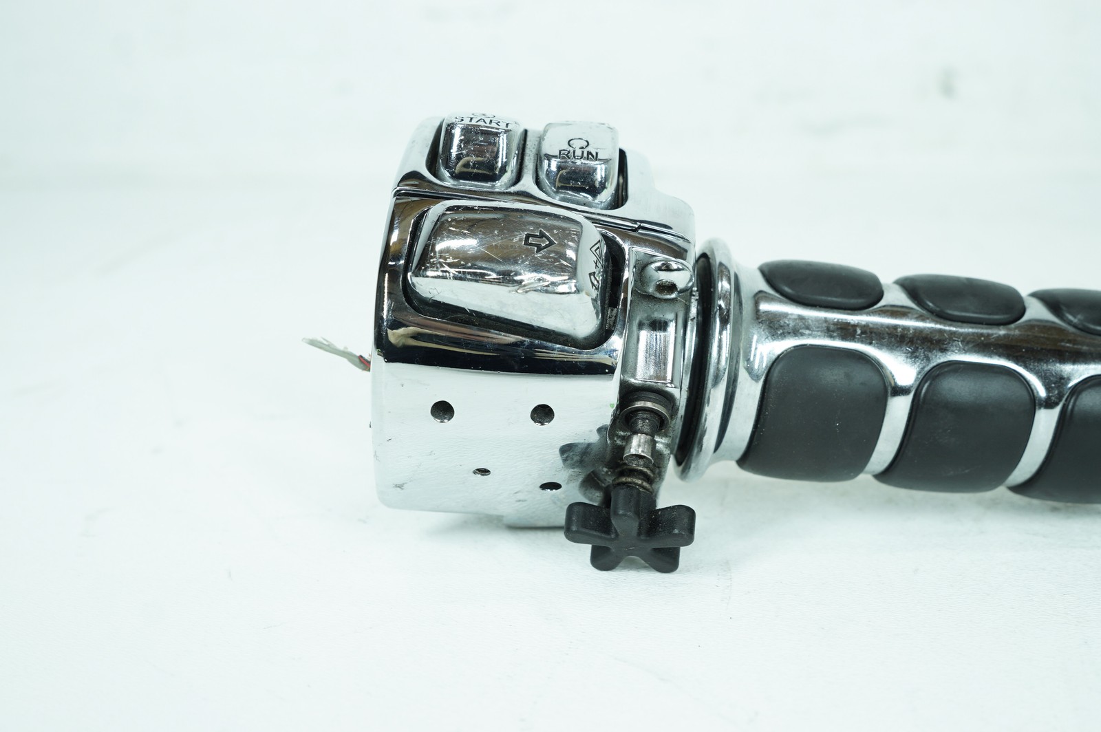 04 Harley Softail FLSTCI Heritage OEM Right Engine Start Kill Switches Controls