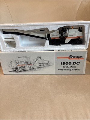 WIRTGEN 1900DC Road Milling Machine NZG 1:50 scale diecast #379