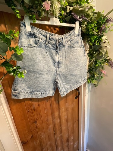 FAT FACE MOM WASH ECO-FRIENDLY DENIM SHORTS SIZE 14 - 第 1/7 張圖片