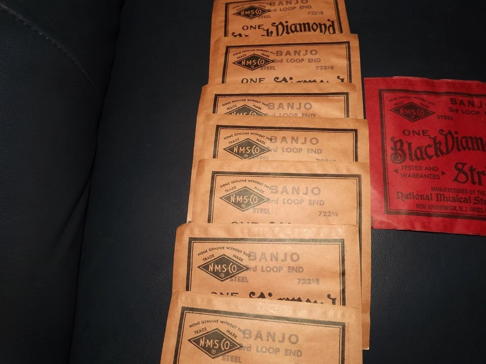 Cuerdas de banjo de diamante negro Foto 2 de 4