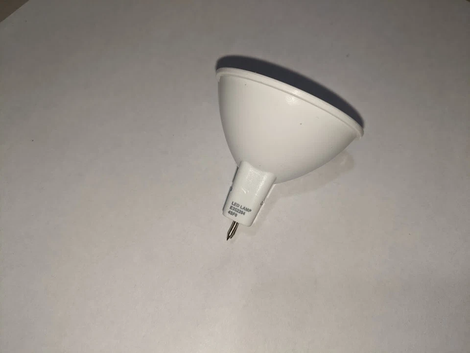 4.5W- 12V - 5000K (Daylight) - GU5.3 MR16 LED Light Bulb (6 Pack) - Image 2 of 4