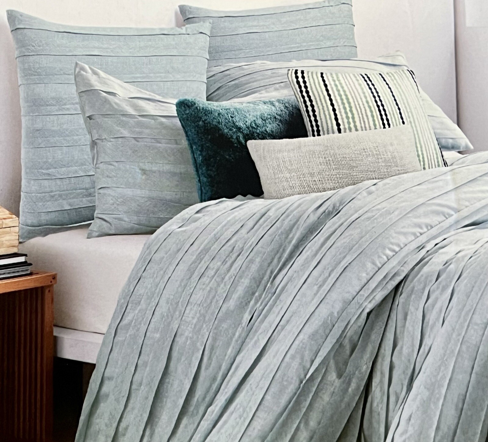 DKNY Loft Stripe Jade Green Twin Duvet Comforter Cover With Sham Set 2