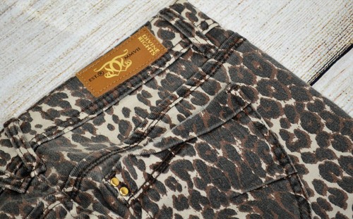 Divine Rights of Denim Women's Skinny Leg Jeans Pants Animal Print Beige Size 25 - Picture 6 of 8