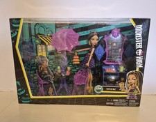 Mattel 2015 Monster High Cleo De Nile Scream & Sugar Cafe