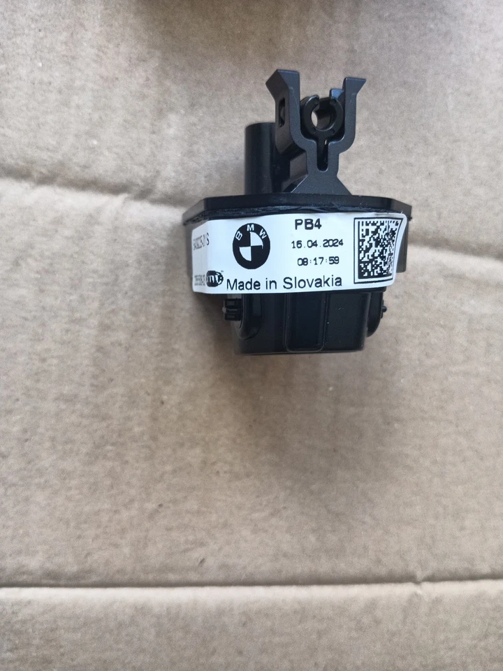 BMW NEW GENUINE 4 SERIES G22 G23 G26 SIDE SKIRT LIGHT LEFT SIDE 5A09225 - Image 4 of 4