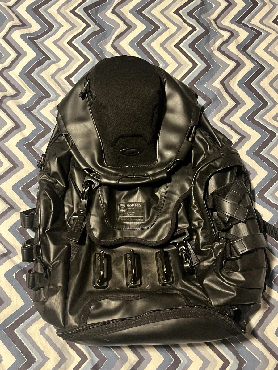 Oakley Icon Backpack for sale | eBay