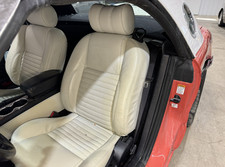 02-05 Thunderbird Lh Front Seat 6 Way Power James Bond Edition Whisper White Bc 02-05 Thunderbird Lh Front Seat 6 Way Power James Bond Edition Whisper White Bc