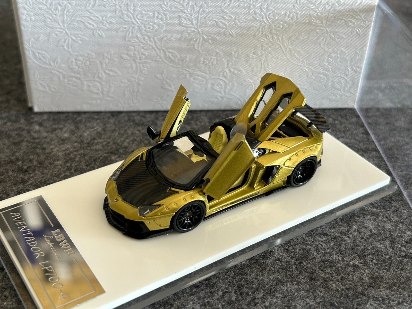 Picture 11 of 26