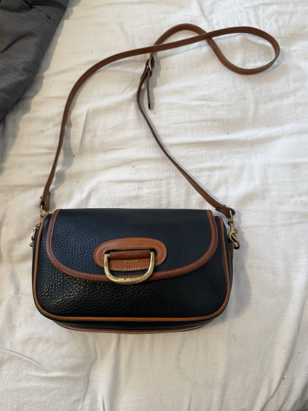 vintage dooney and bourke crossbody black leather With Rare Duck Charm image 2