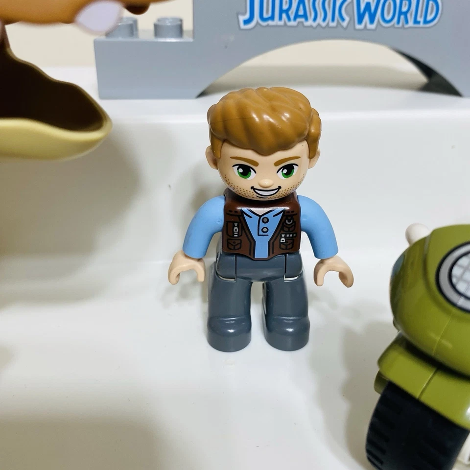 LEGO DUPLO Jurassic World Juego de Repuesto - Owen, Dinosaurio y Motocicleta Foto 4 de 4