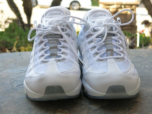 Nike Air Max 95 Essential Men’s Running, Cross Training Sneakers 749766-115 - Picture 3 of 12