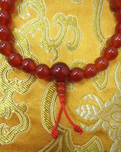 USA Seller Large 8MM 25 Bead Tibetan Buddhist Bright Carnelian Wrist Mala Nepal - Picture 2 of 6