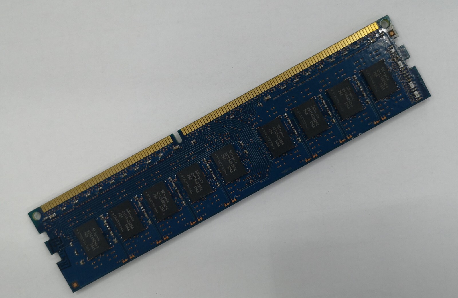 SK hynix 8GB DDR3 1600 ECC RAM 2Rx8 PC3L-12800E HMT41GU7BFR8A-PB 1.35v Original - Picture 3 of 4