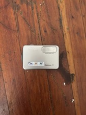 Samsung Digimax i5 5.0 MP Silver Compact Digital Camera 3x Optical Zoom 2.5" LCD