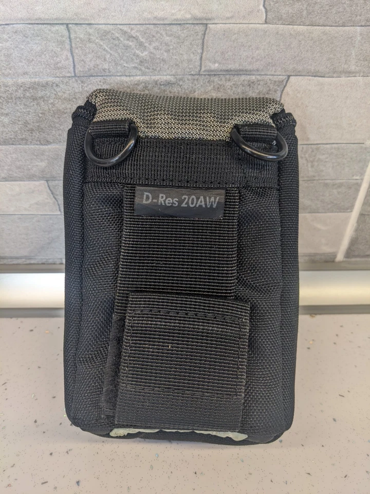 Lowepro D-RES 20AW Padded Compact Camera Case - Image 2 of 3