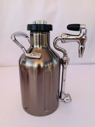 GrowlerWerks uKeg Nitro Cold Brew Coffee Maker 50oz Stainless Steel NEW - Picture 4 of 8