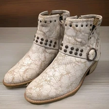 Sofft Allene II Ankle Boots Booties Womens Sz 7.5 Ivory White Leather Western