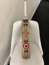 Vintage Hunts County Cricket Bat – Handmade English Willow – Collectible Used