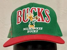 Mitchell & Ness Milwaukee Bucks Hardwood Classics Snapback Hat Cap Retro EUC