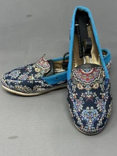 Women’s Flats Blue And Gold Embroidered Slip On Size 7