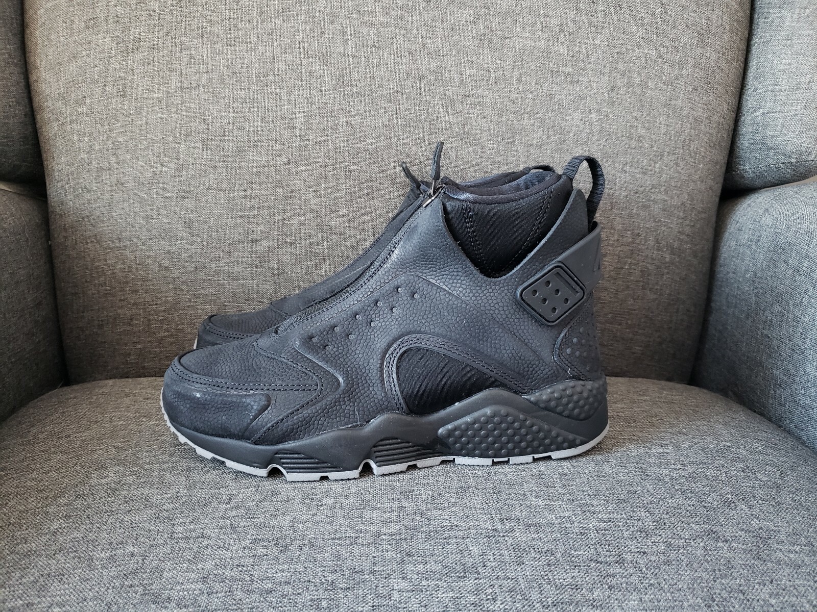 Women Nike Air Huarache Huarache Huarache Mid Premium Leather Boots Size 6.5 Black Grey 807314 002 e7b3b9 Women Nike Air Huarache Huarache Huarache Mid Premium Leather Boots Size 6.5 Black Grey 807314 002 e7b3b9