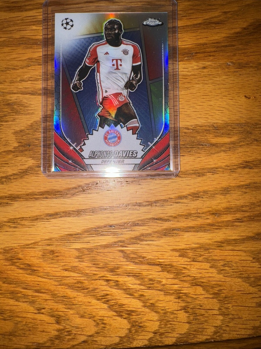 ALPHONSO DAVIES HERO VARIATION REFRACTOR SP 2023-24 TOPPS CHROME 