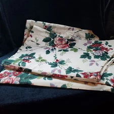 Waverly Pleasant Valley Valance Lot 2 Lined Scalloped Edge Floral Grape Pattern