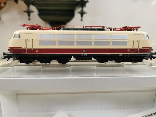 Märklin 39579 E-Lok BR 103 DB T7497 - Bild 4 von 24