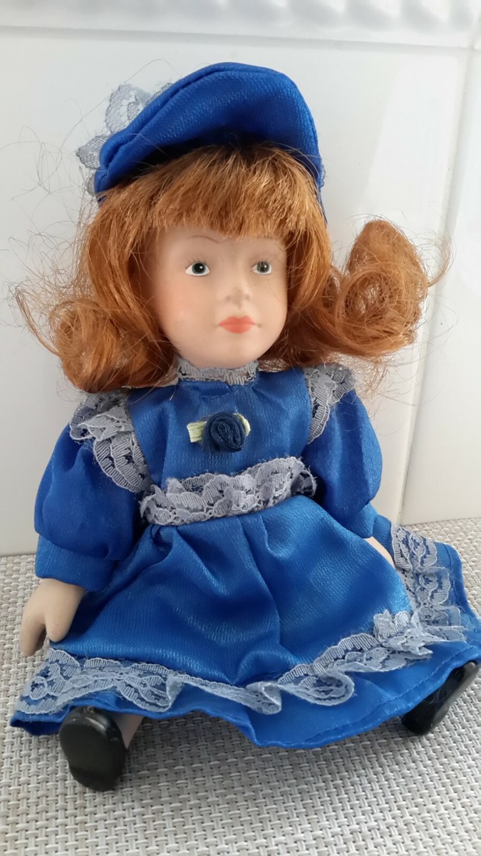 doll with red hair and blue dress Another Rendition of the Kiss The Girl Ariel Dress for 17 Dolls! #ariel #thelittlemermaid #littlemermaid #disneylittlemermaid #disneyariel #disneylimitededitiondolls #disneylimitededitiondoll #disneydoll #disneydolls #disneydollcollector