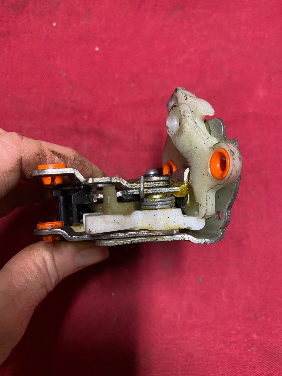 International PASSENGER Side Door Latch 16629140 RIGHT | eBay サルート71  D70 新品タグ付き