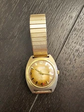 H&R Block 10 Year Service Benrus Watch 1318 HR 1960's 70's 17 Jewels Date TAX
