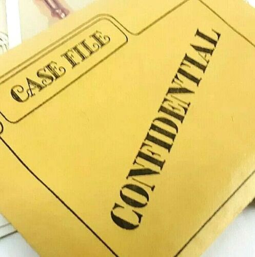 1986 CLUE Board Game EXTRA PARTS / PIECES as Pictured w Note Pad