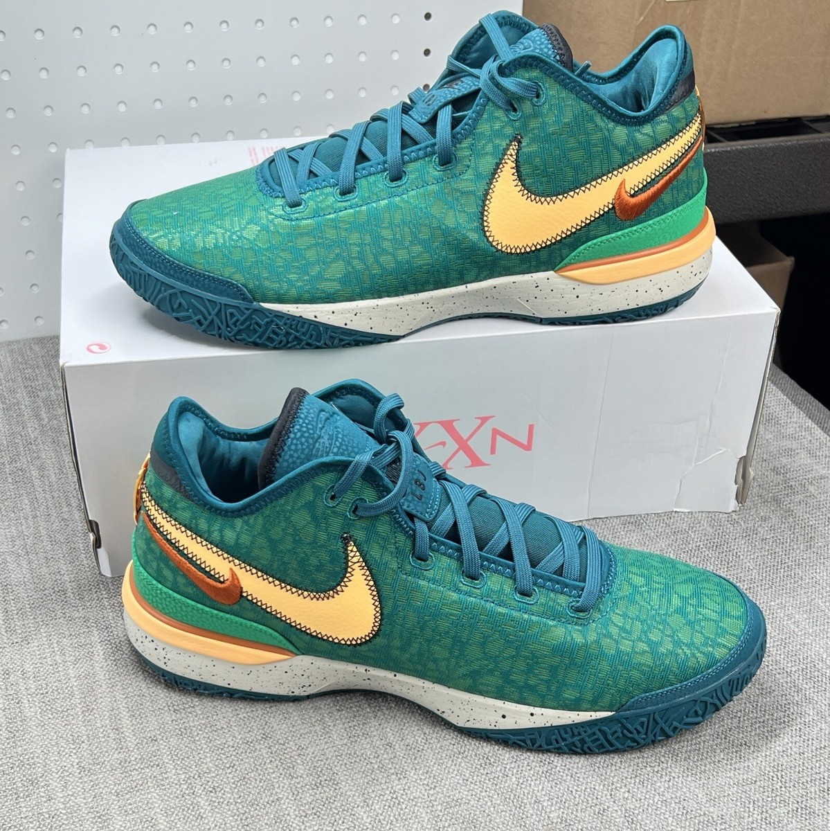 Nike Zoom LeBron NXXT Gen Mens Size 14 Geode Teal Melon Tint