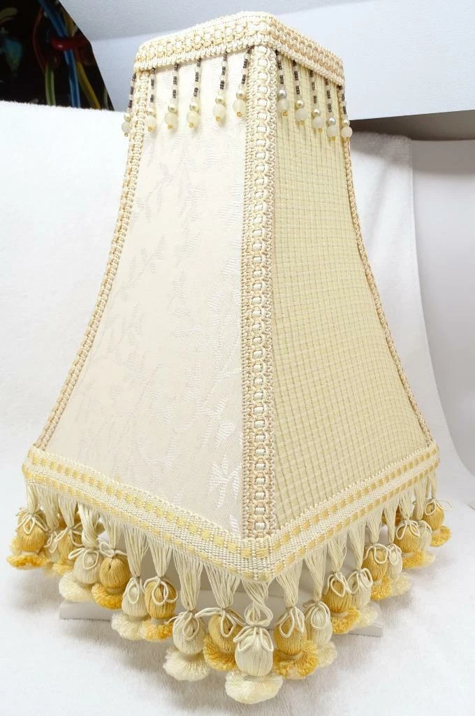 Vtg Victorian Motif 4 Sided Bell Pale Yellow Lamp Shade Tassels Dangles 14