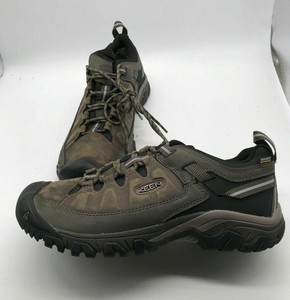 men's targhee iii waterproof hiking shoes