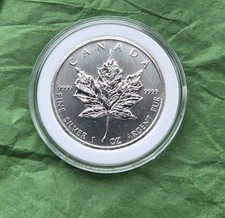 2011 Canadian Silver Maple Leaf Coin 1oz 99.50 per troy oz
