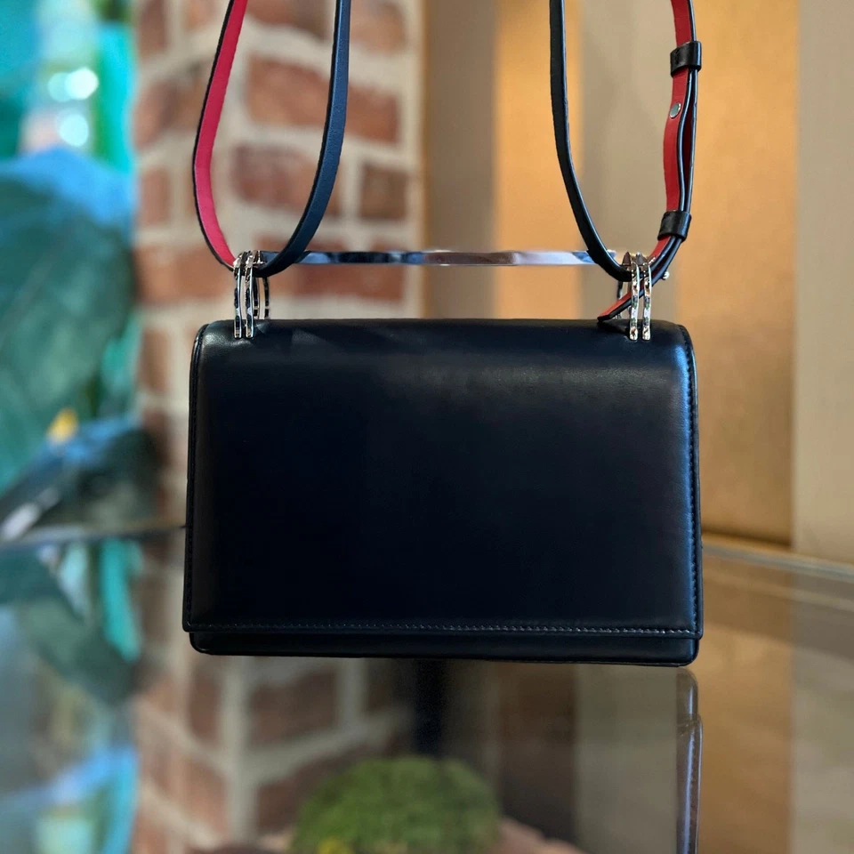 CAROLINA HERRERA Insignia Black Leather Shoulder Bag - Image 3 of 4