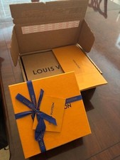 Louis Vuitton LV Initiales 35MM Width 90CM Length Mens Belt New With Tags