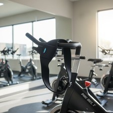 Water-Resistant Microphone Belt - Securely Holds Mic for Performers  Presenters