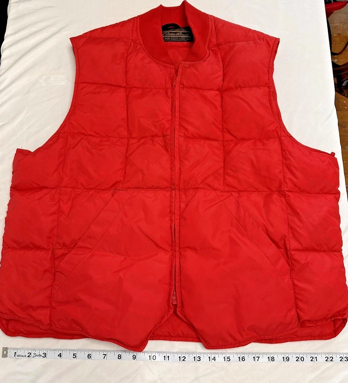 Vintage 80s 90s Eddie Bauer Quilted Goose Down Puffer Vest Mens Red outdoor