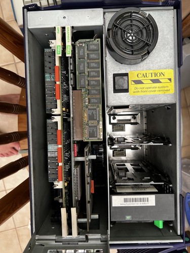 SGI Silicon Graphics Iris Indigo SX24, procesor R4000 Przeczytaj opis - Zdjęcie 9 z 22