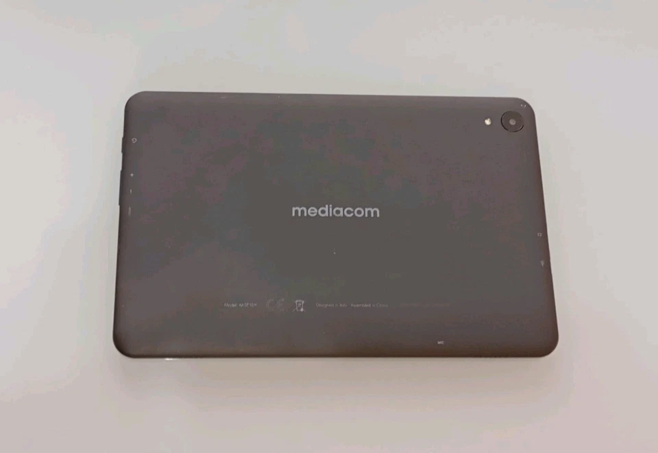 SmartPad Mediacom IYO 8 2/16GB nero Display Interno ROTTO  - Immagine 3 di 4