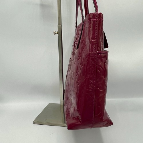 Bolso de Mano Coach Passion Berry Charol - Imagen 5 de 11