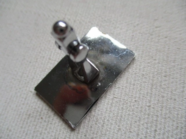 Gemelos de carreras de caballos de pura sangre vintage Hollywood Park 7 de julio 1957 Foto 4 de 4